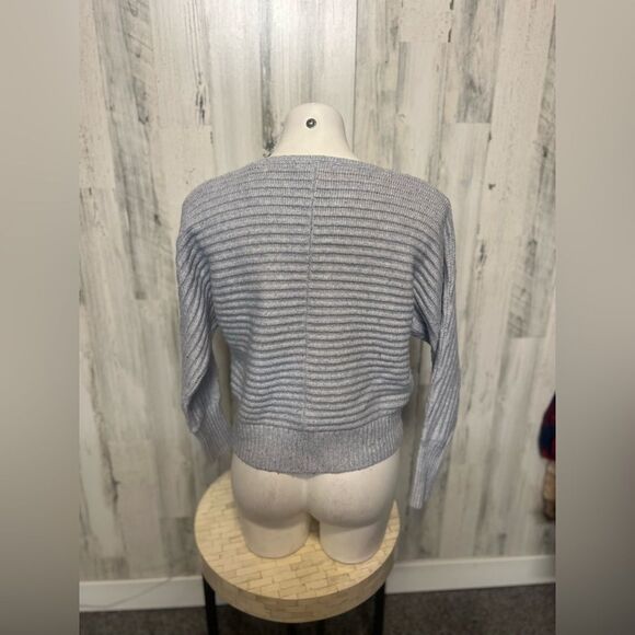 Sweater  - Picture 4 of 5